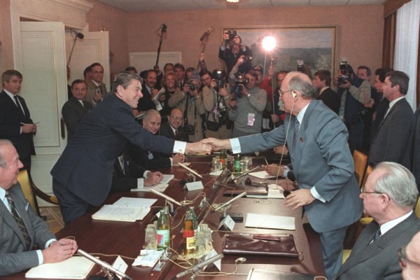 http://www.realclearpolitics.com/images/wysiwyg_images/reagan_gorbachev.jpg